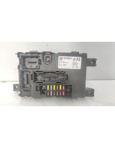 CAJA RELES / FUSIBLES OPEL CORSA D...